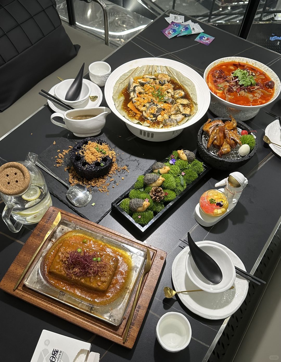 Shanghai/Hangzhou-What is the charm of the popular Shanghai Warehouse 3 restaurant?