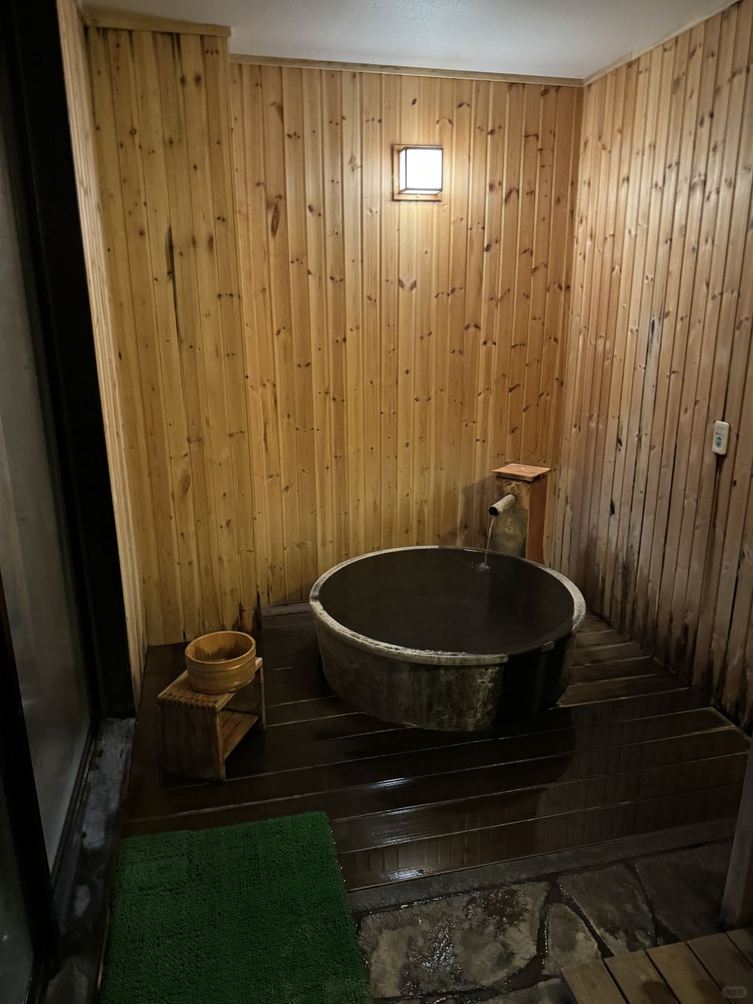 Sapporo/Hokkaido-La Vista Snow Mountain Hotel with private hot spring and good service attitude,considered the king hotel.