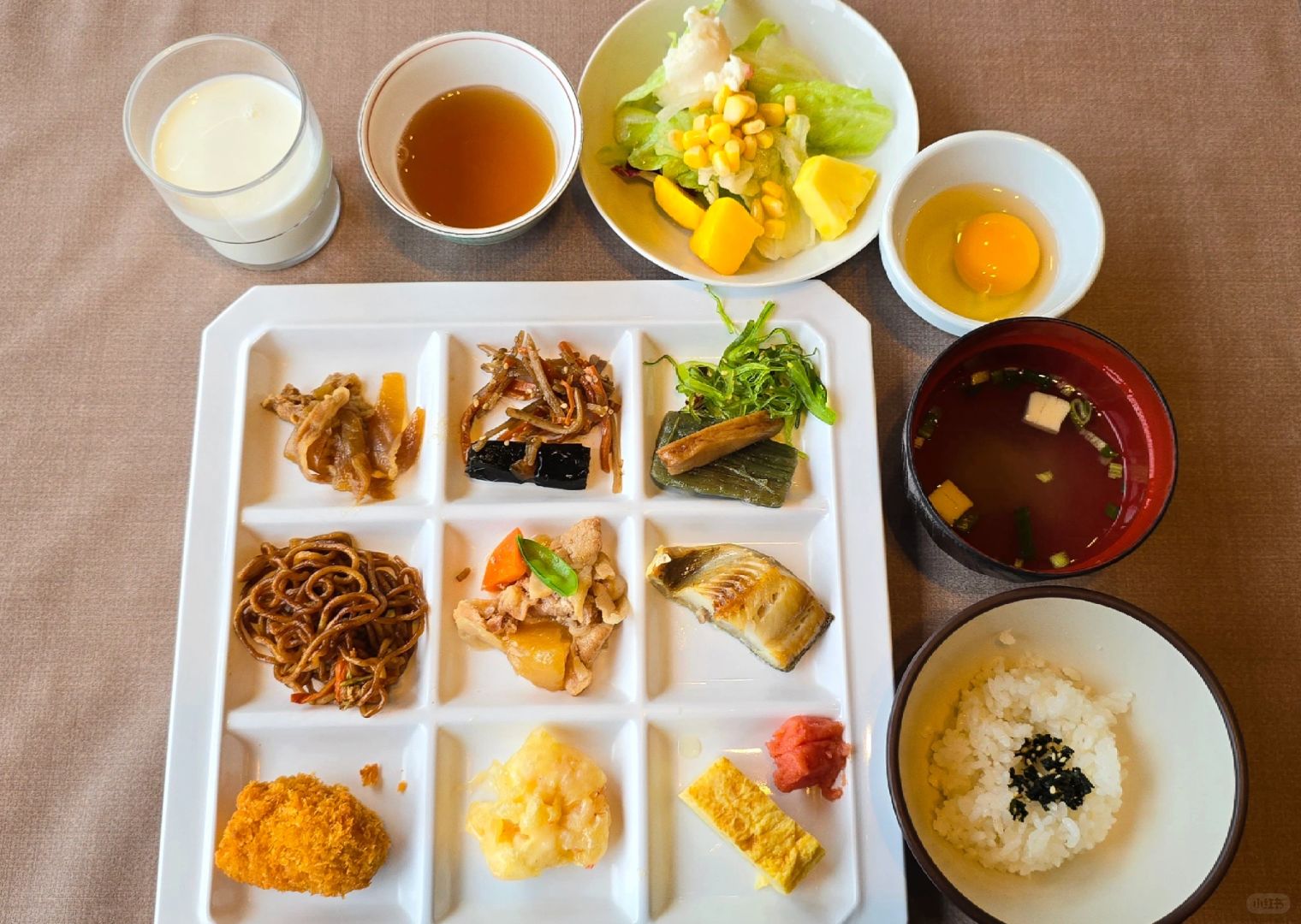 Sapporo/Hokkaido-Hana Kagura Hotel:flat and upright room,convenient transportation, large bathing area