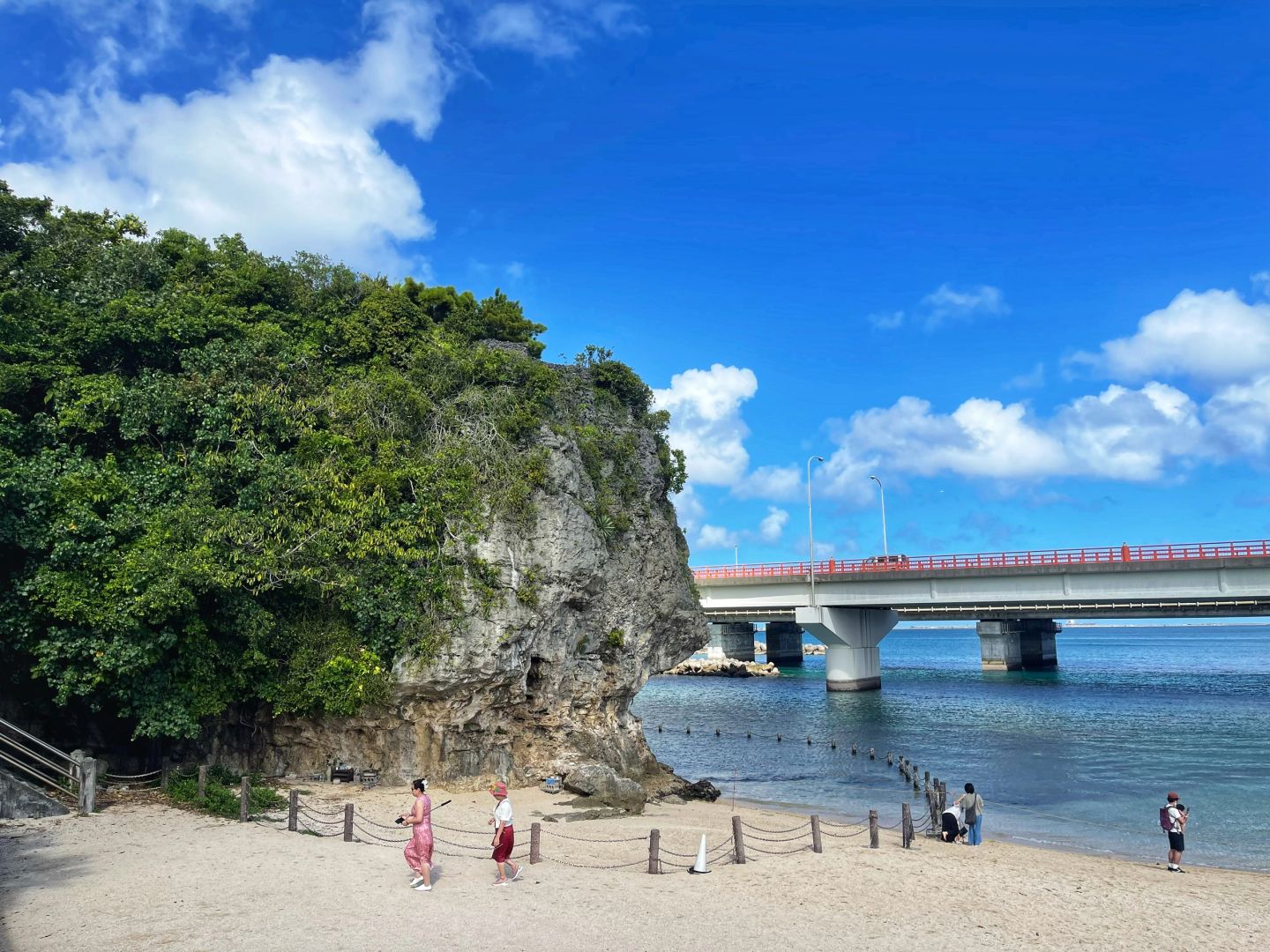 Okinawa-Naminogu Shrine, the perfect intertwining of Okinawa history and nature