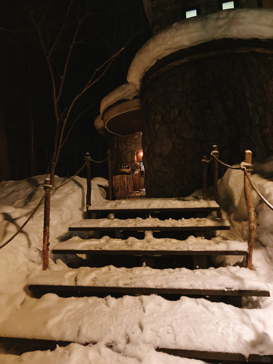 Sapporo/Hokkaido-Soh's Bar in Furano, Hokkaido, ?Smoking bar with a variety of cigars and cocktails