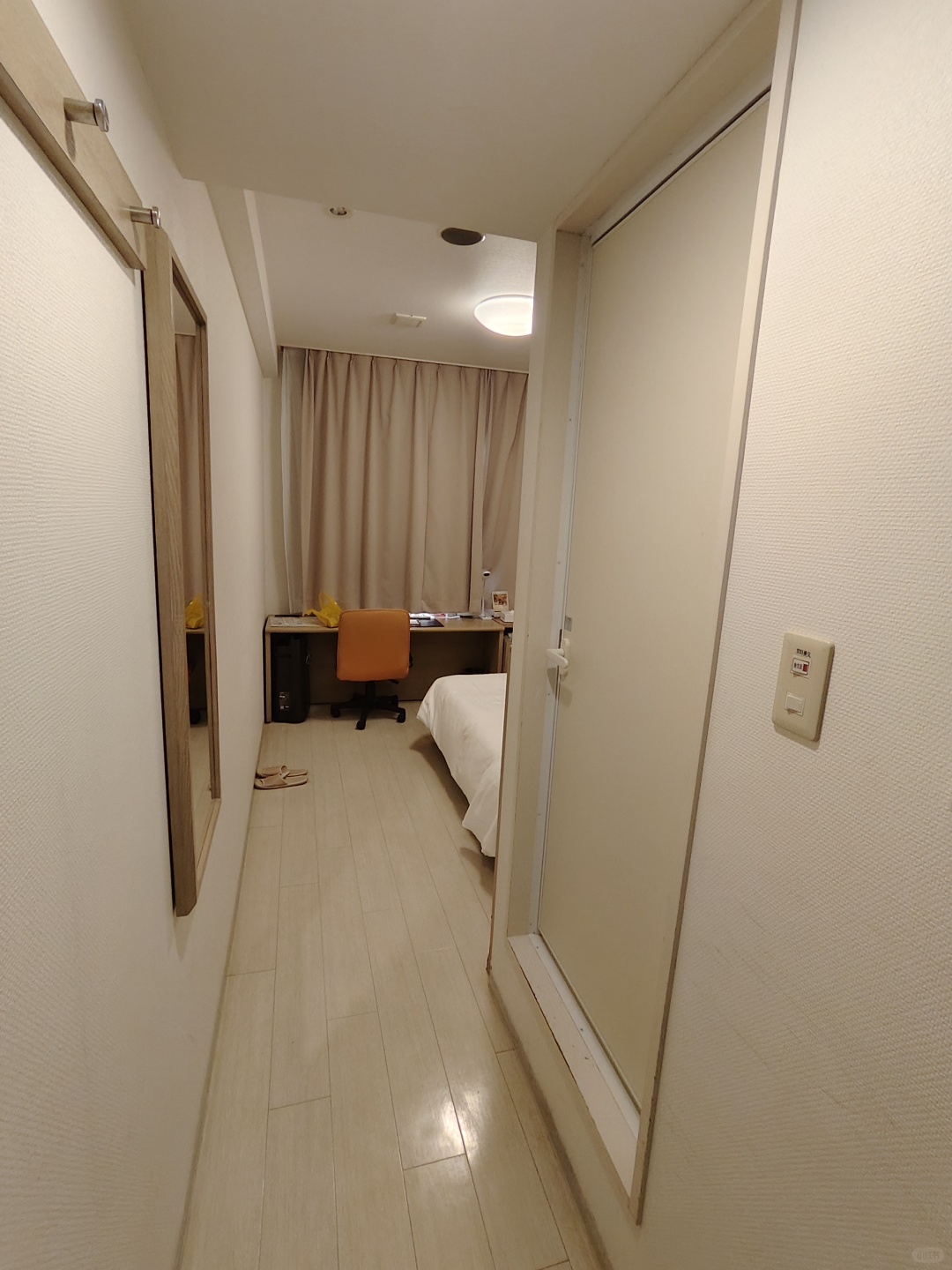 Okinawa-Smile Hotel in Naha:a chain hotel with a small refrigerator,face towels, cotton swabs, sponges and so on