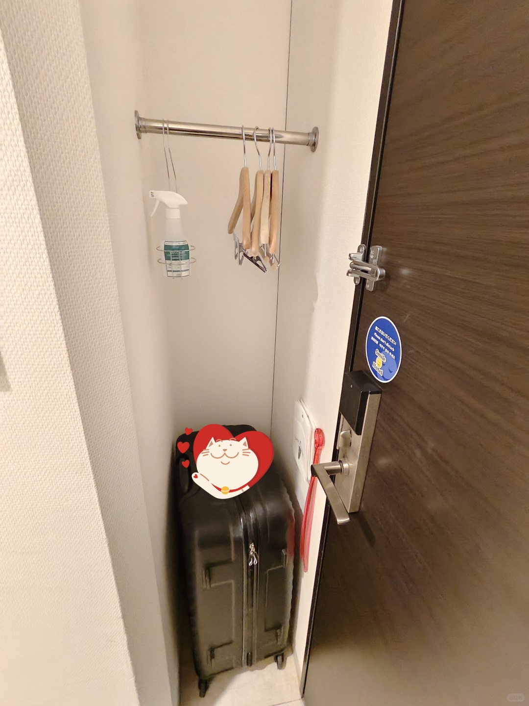 Okinawa-Smile Hotel in Naha:a chain hotel with a small refrigerator,face towels, cotton swabs, sponges and so on