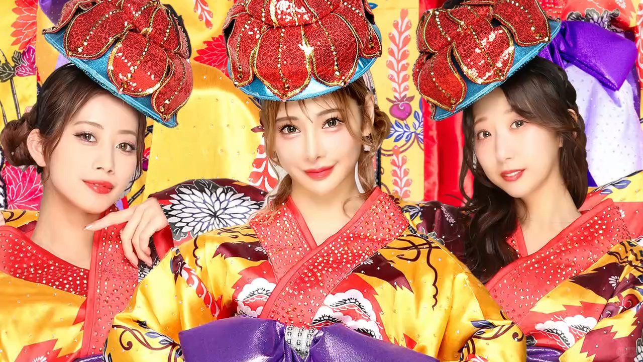 Okinawa-Okinawa’s largest performing arts bar:Senbonzakura,Kakutaiko,High-speed rotating swing and Legendary Ryukyu KANKAN