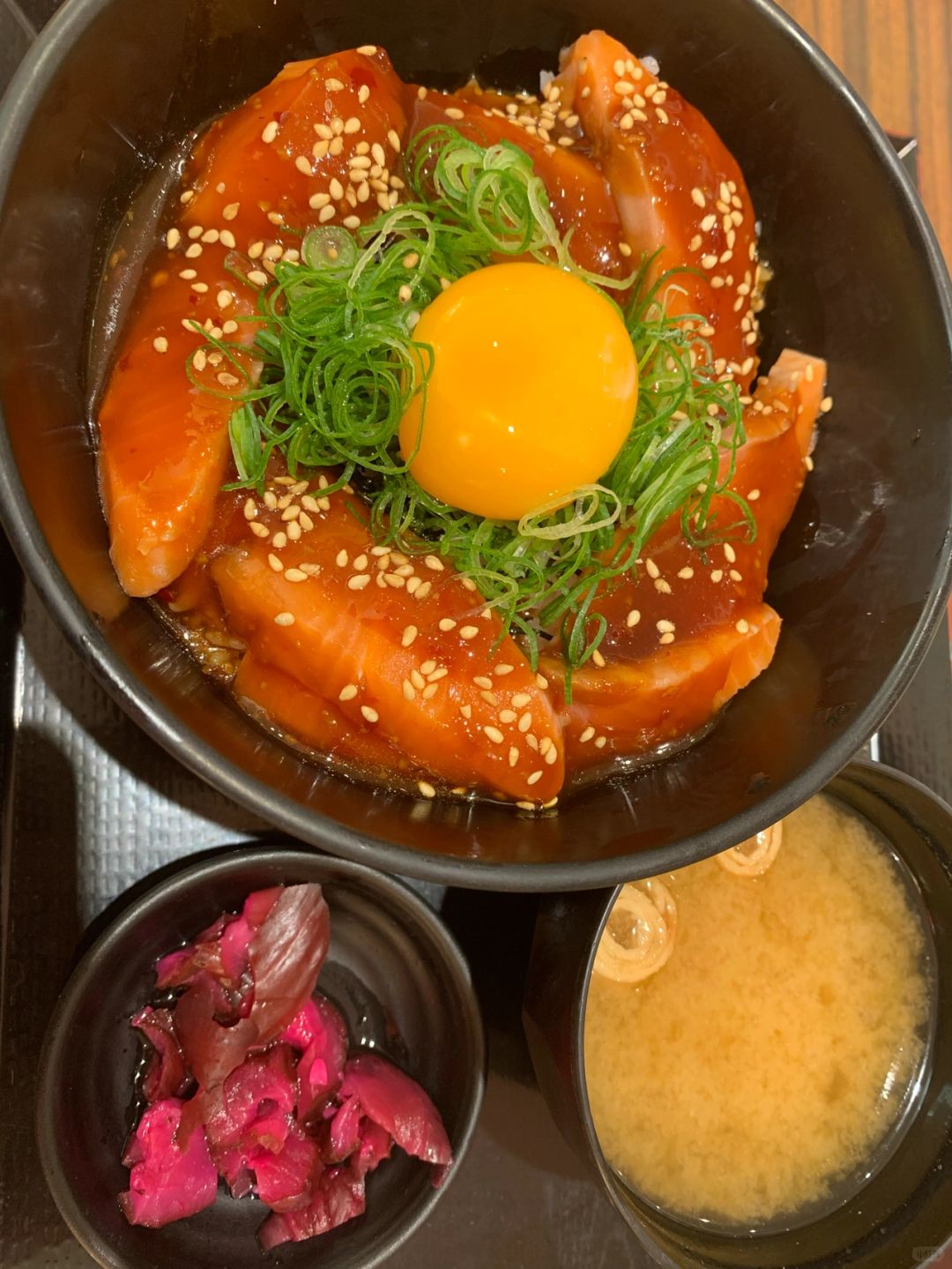 Tokyo-Free red hot springs with the most delicious food,game consoles,awesome rock baths
