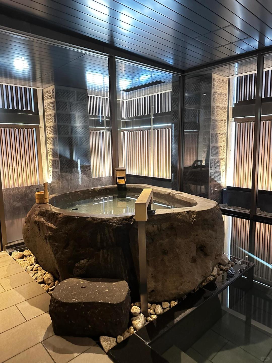 Sapporo/Hokkaido-Onsen Ryokan Yuen Sapporo, the hotel's location, scenery and facilities are all nice