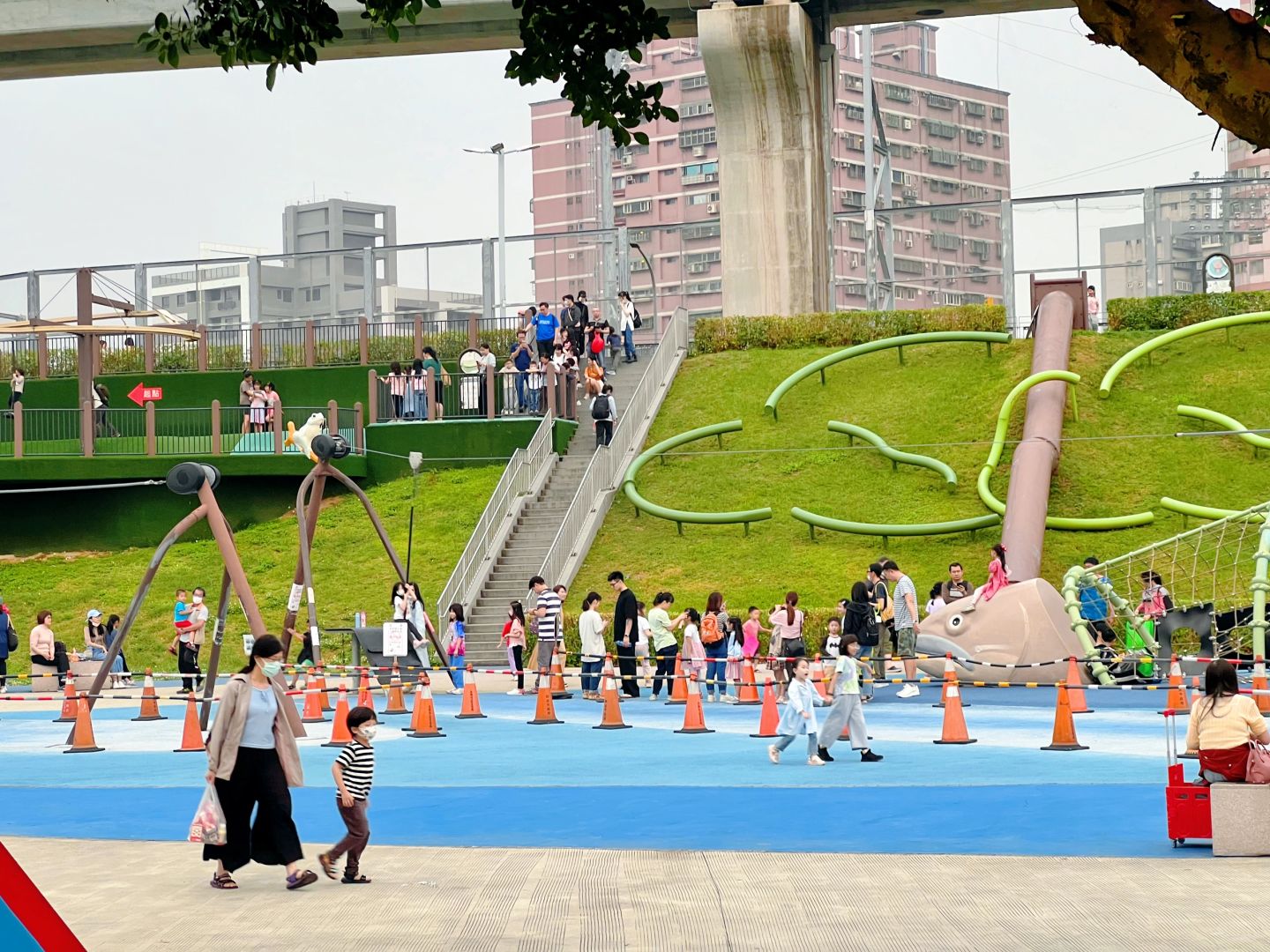 Taiwan-New Taipei City Metropolitan Park, Taiwan's largest all age inclusive embankment slide park.