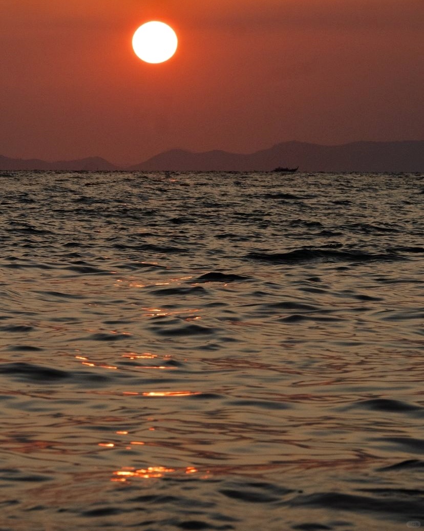 Krabi-This trip to Krabi exceeded my expectations. ? The beautiful Thai island was amazing