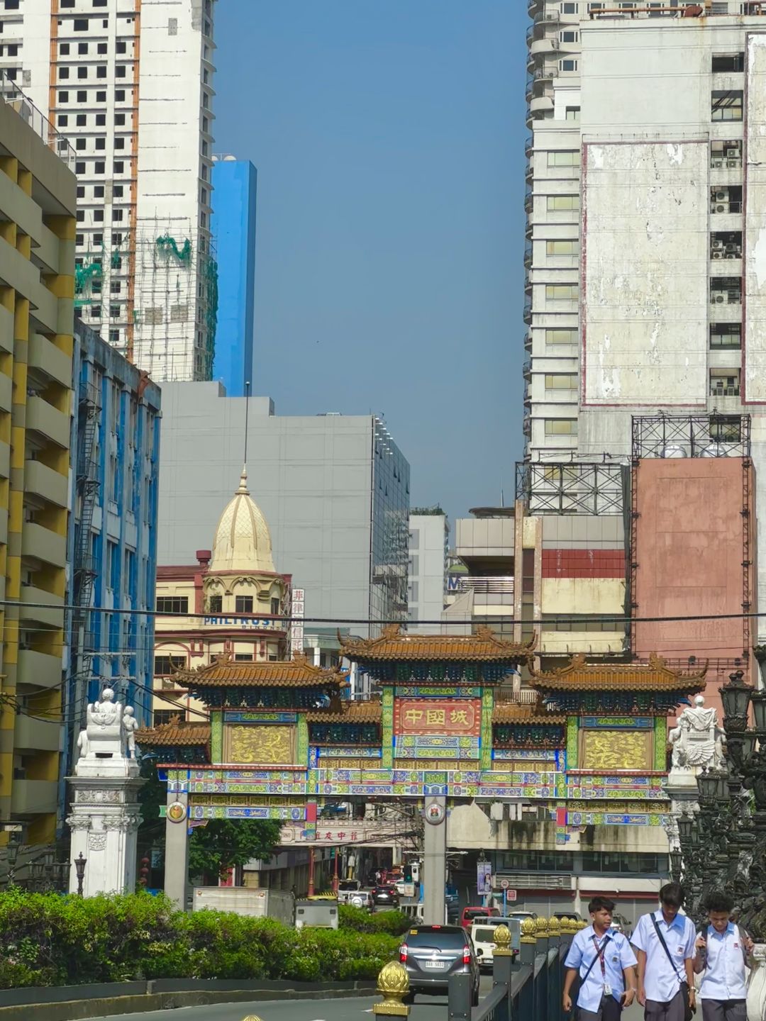 Manila/Luzon-A safe travel guide to Manila: ?fresh air during the day and Grand Theft Auto at night
