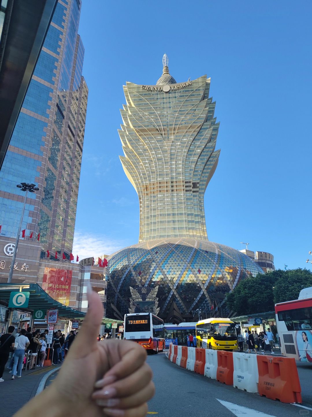Macao-Zhuhai-Macau one-day tour guide, visit Grand Lisboa, Love Lane and Fisherman's Wharf