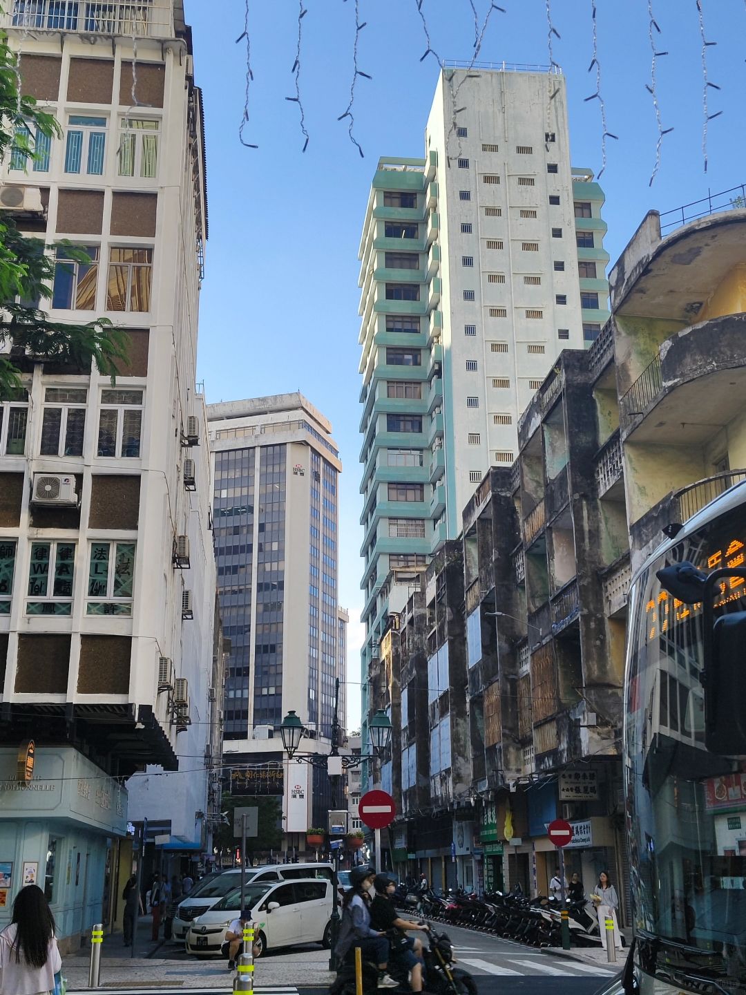 Macao-Zhuhai-Macau one-day tour guide, visit Grand Lisboa, Love Lane and Fisherman's Wharf