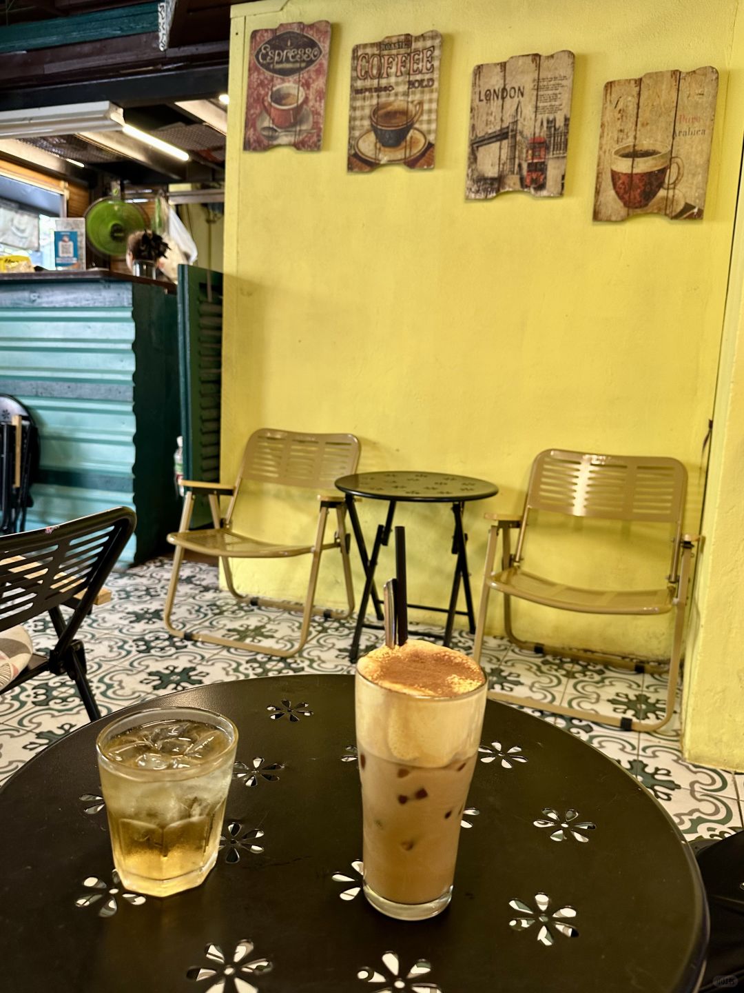 Ho Chi Minh-1-day city walk in Ho Chi Minh City, Vietnam, 👜shopping, food, coffee, bars and shopping
