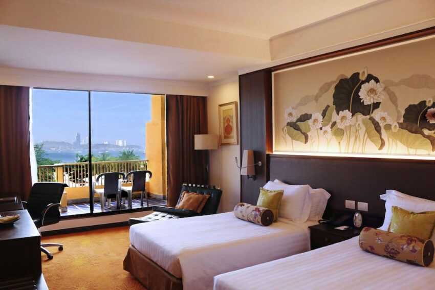Pattaya-TOP 15 Pattaya B&Bs and Hotels. Prices range from cheap to high-end, from designer hotels to sea view resorts!