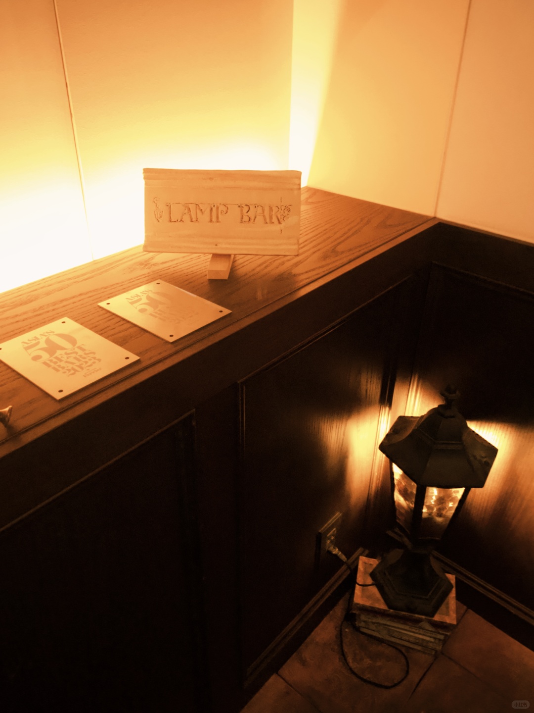 Osaka-treasure shop:elegant and very atmospheric LAMP BAR