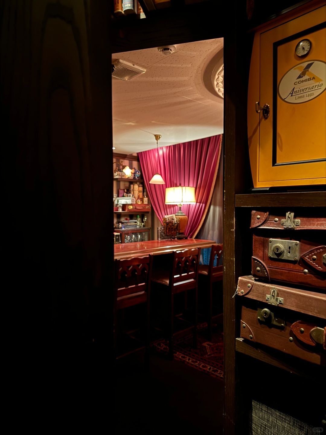 Osaka-🇯🇵NO.2 Bar Lamp bar and its creative manager, Kaneko Michio