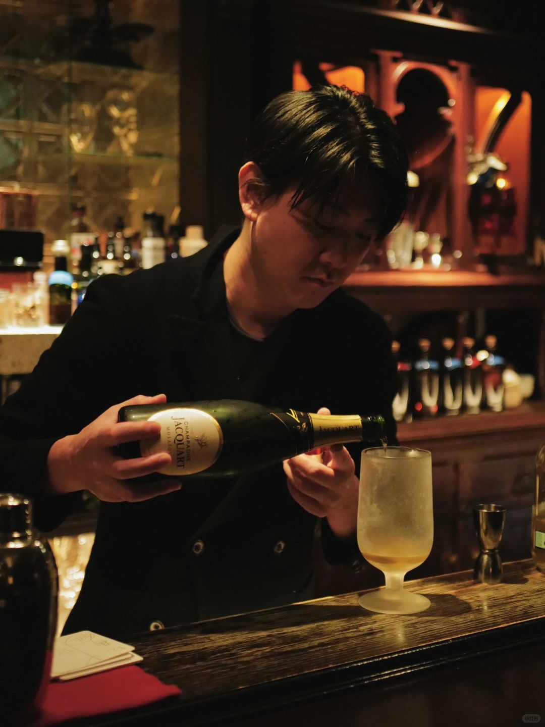 Osaka-🇯🇵NO.2 Bar Lamp bar and its creative manager, Kaneko Michio