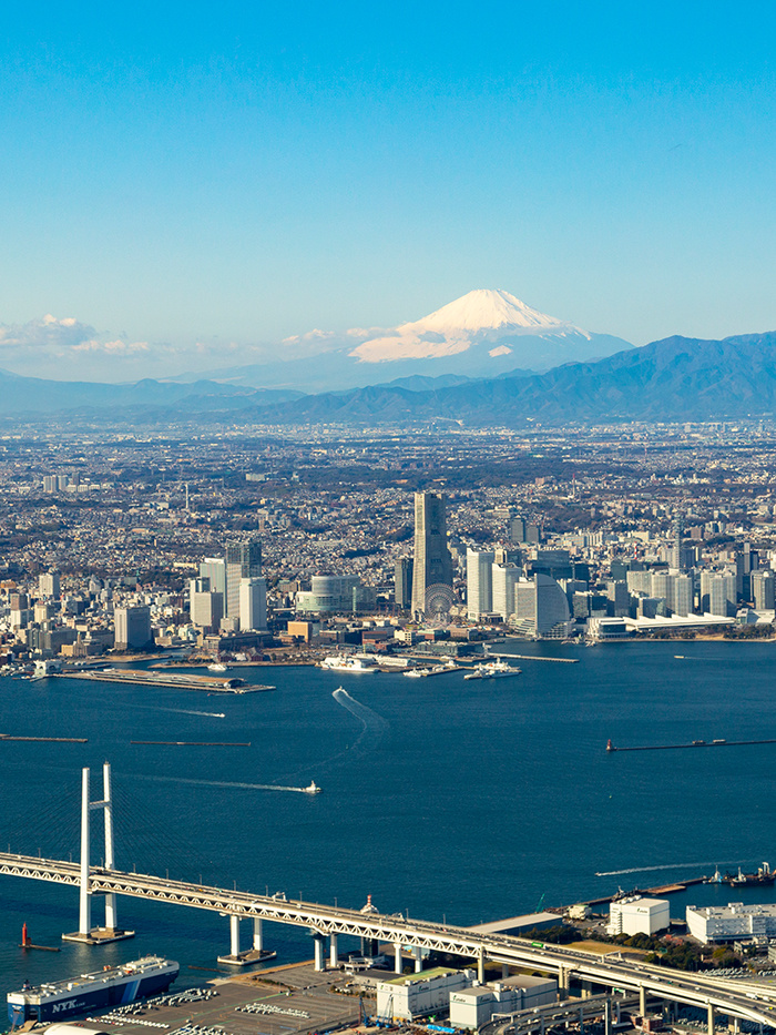 Tokyo-A travel guide to Yokohama:Yokohama Landmark Tower Building,Sankei Garden and  Yokohama Marine Tower