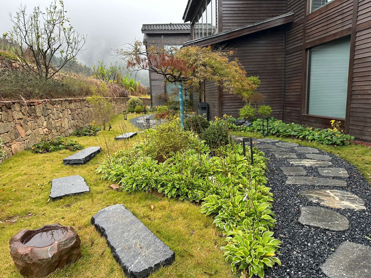 Changsha-Zhangjiajie Ctrip Farmhouse Hotel has drivers and butlers for pick-up and drop off, and the service is really great!