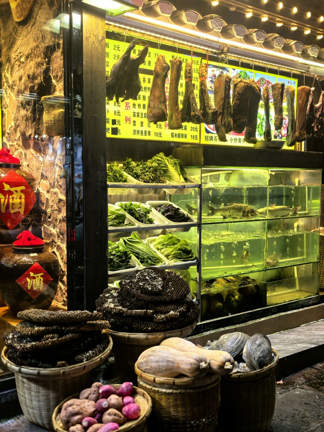 Changsha-The ancient city of Fenghuang in Hunan, although it has a strong commercial atmosphere, is indeed very lively!