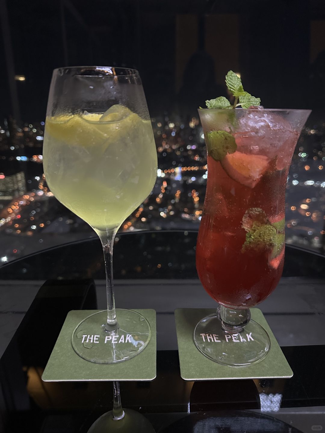 Manila/Luzon-The Peak Bar on the 60th floor of BGC Manila, five-star relaxation and enjoyment