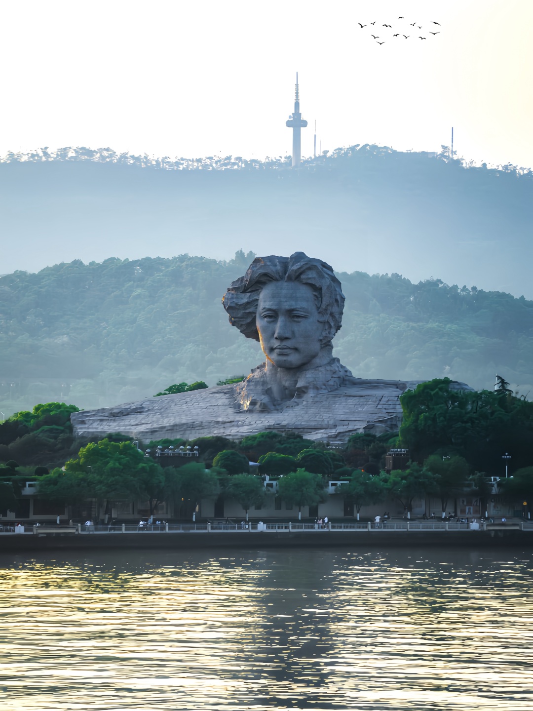 Changsha-Recommended by Changsha Food Restaurant, don't miss local shrimp and Stinky tofu!