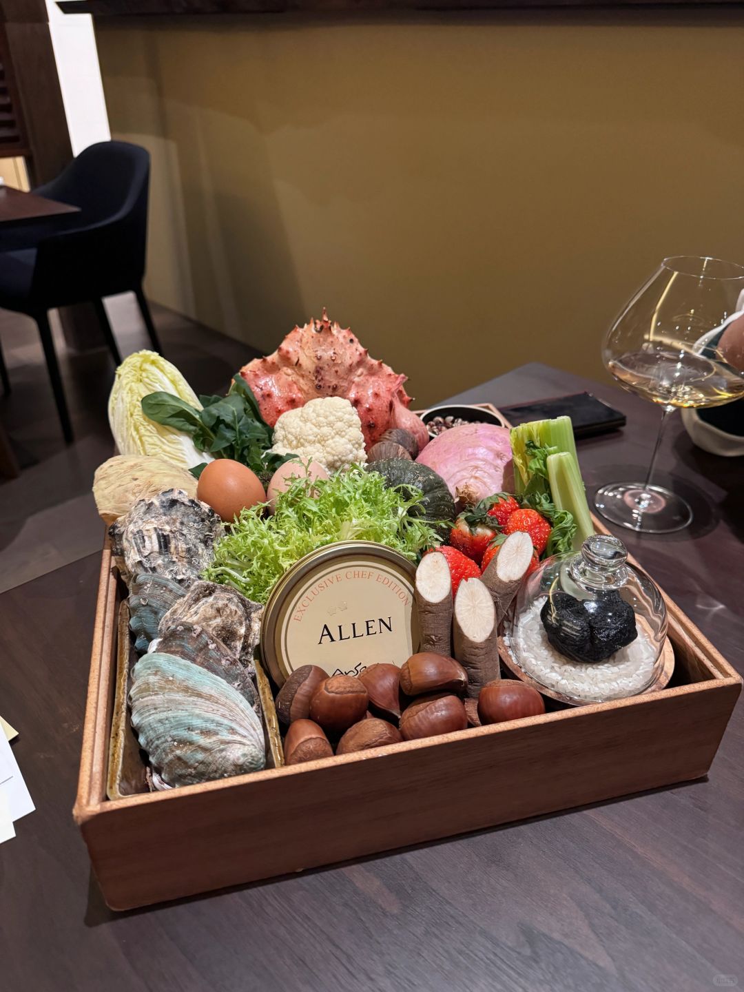 Seoul-Enjoy the food at Restaurant Allen on Christmas Day, its two Michelin stars are well deserved