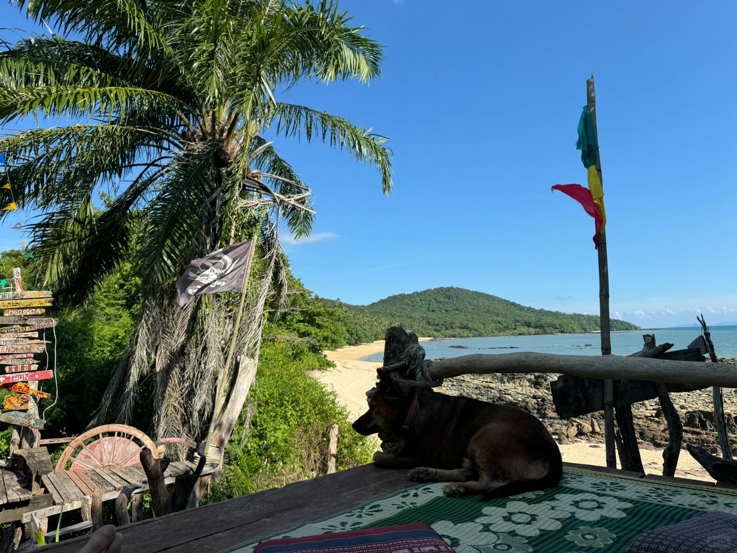 Krabi-Rastafari Bar, a pure natural seaside music bar in Krabi, Thailand, with a bonfire party
