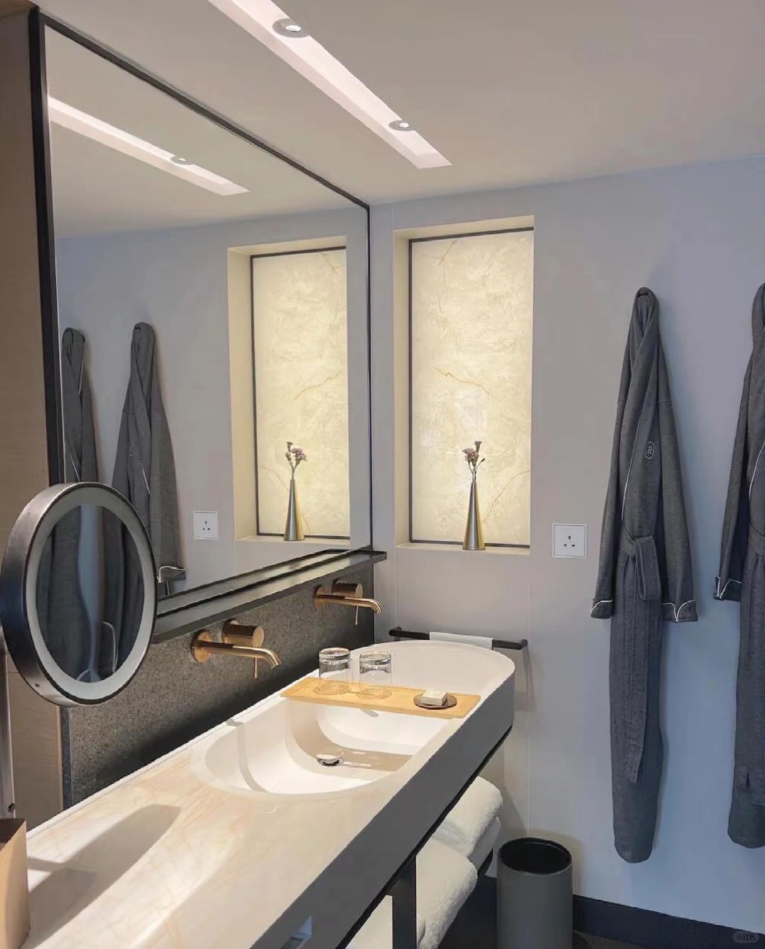 Hong kong-Reviews and recommendations of The Monarch, The Langham, Kerry and AKI MGallery hotels in Hong Kong