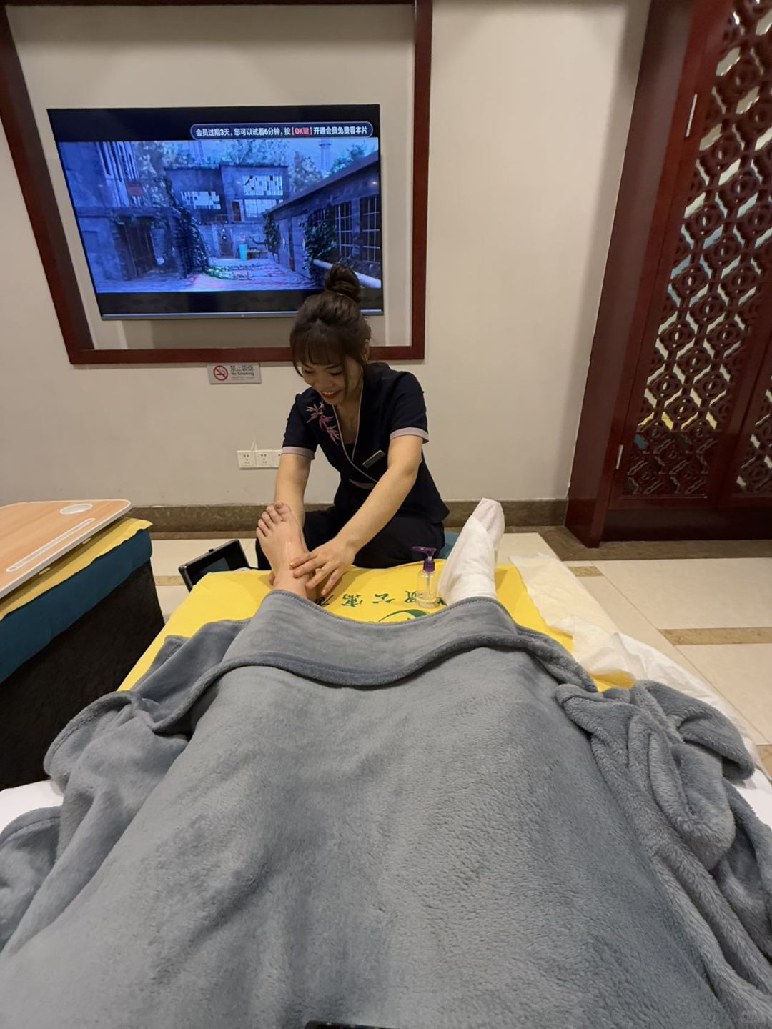 Beijing/Tianjin-Beijing Guomao Liangzi Foot Massage Spa, you can enjoy free snacks and drinks during the massage