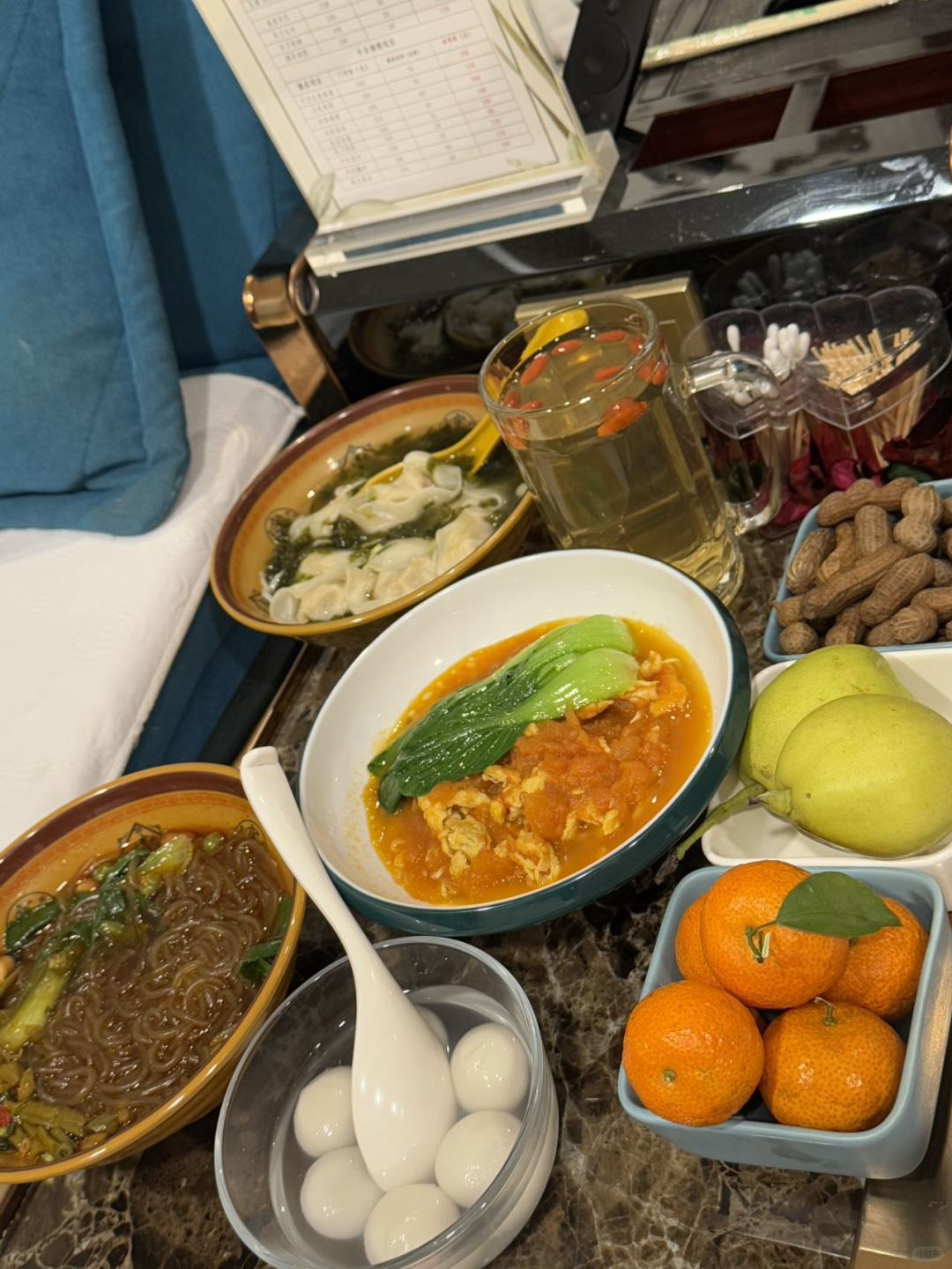Beijing/Tianjin-Beijing Guomao Liangzi Foot Massage Spa, you can enjoy free snacks and drinks during the massage