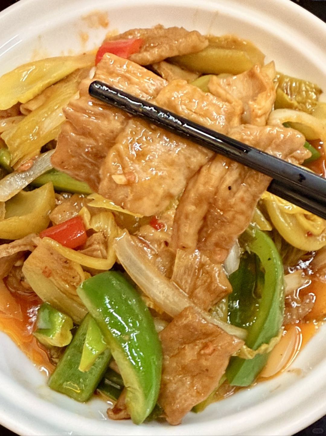 Macao-Colorful food stalls in Taipa, Macau, taste the local stir-fried food in Macau