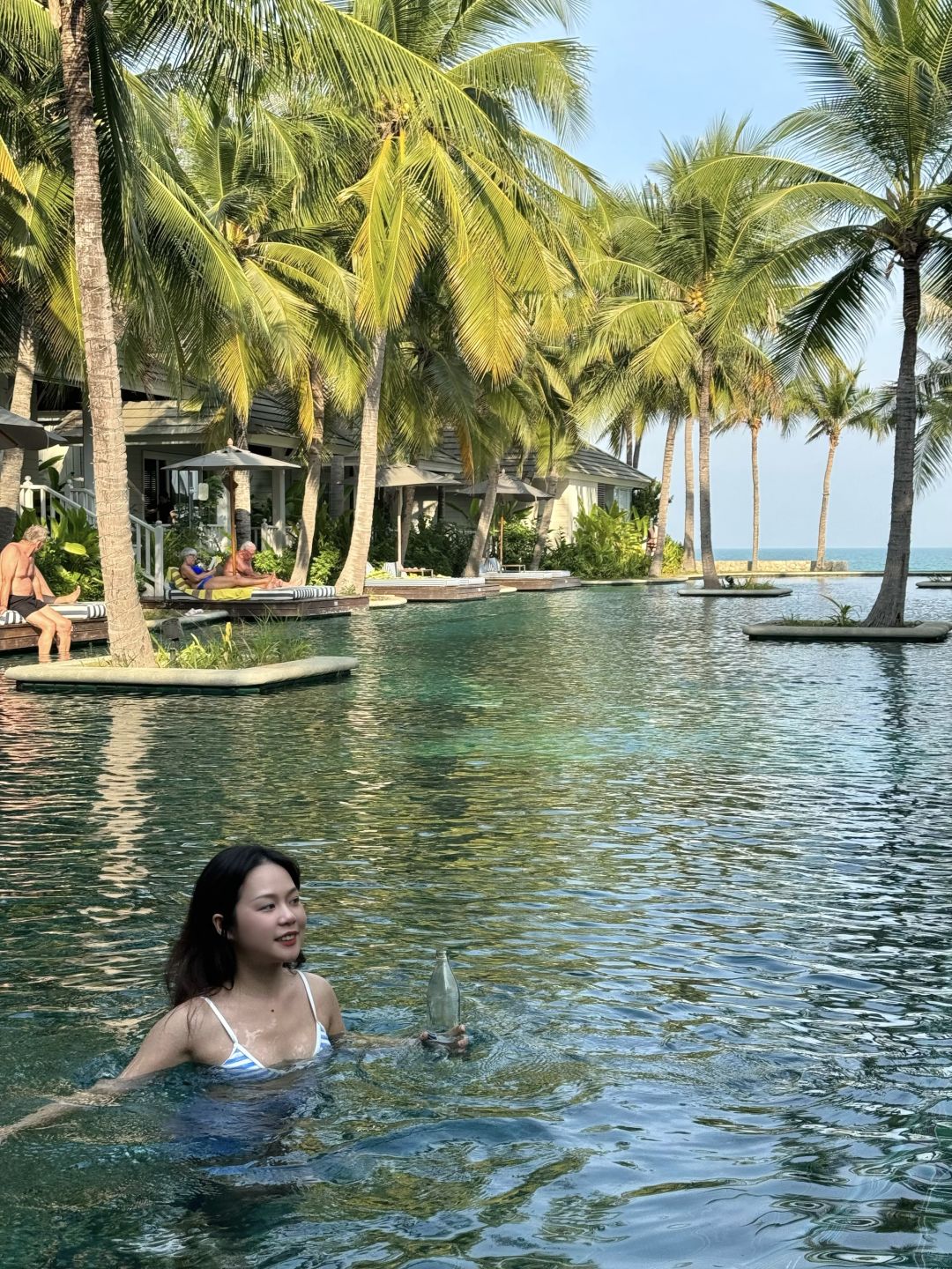 Hua Hin-Rest Detail Hotel, 3 km from the city, with shuttle buses to the clock tower and market village