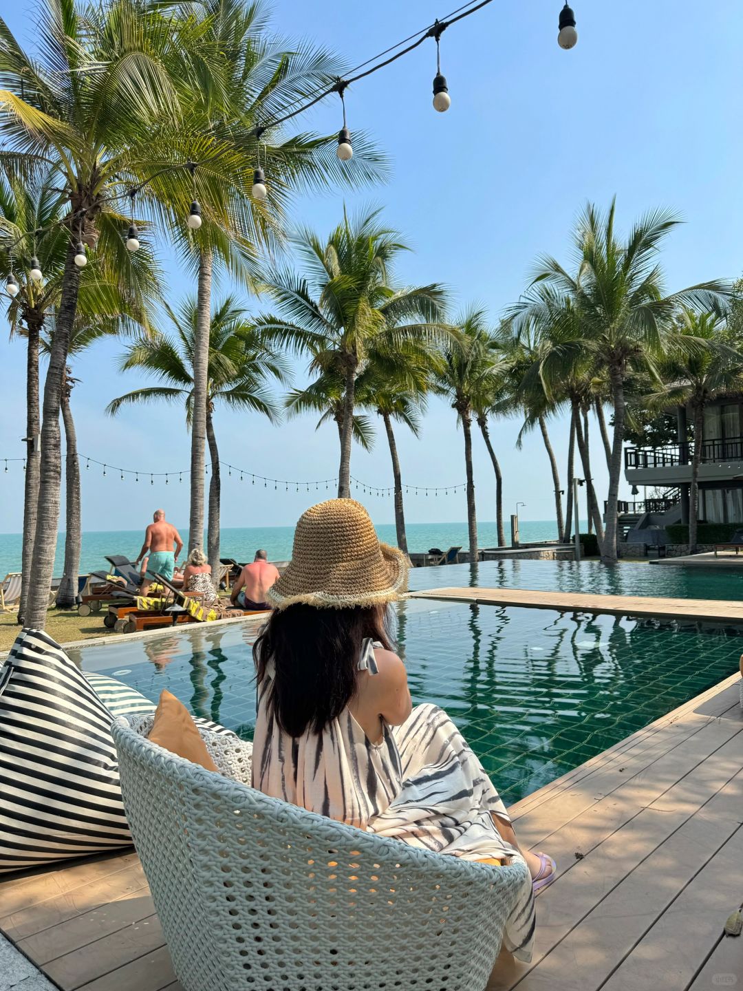 Hua Hin-Rest Detail Hotel, 3 km from the city, with shuttle buses to the clock tower and market village