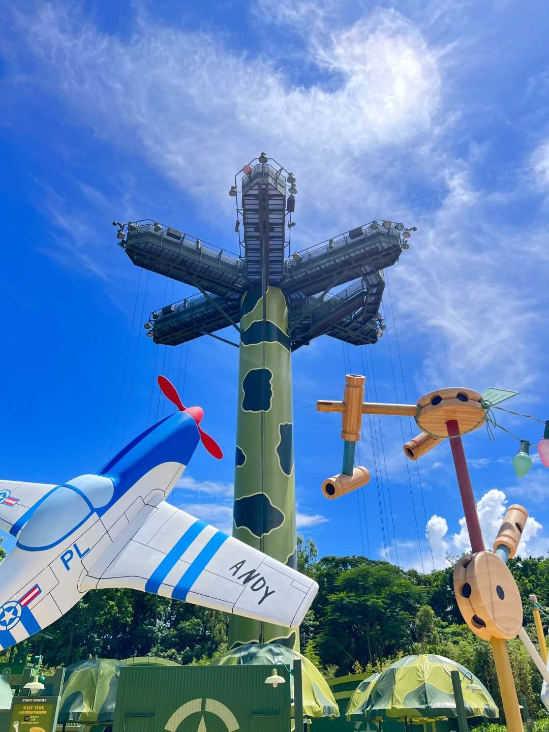 Hong kong-A fairytale world, back to childhood. A practical guide for a one-day trip to Hong Kong Disneyland
