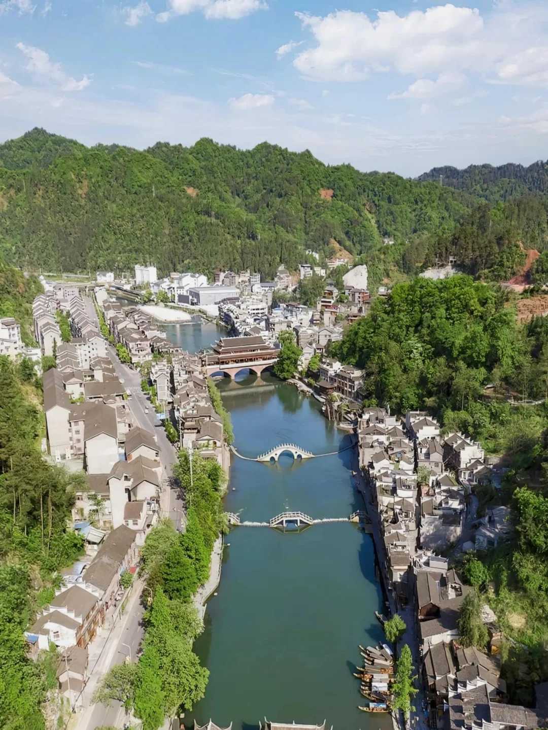Changsha-Zhangjiajie Western Hunan 5-day travel guide, go deep into the National Forest Park to explore the wonders of the canyon