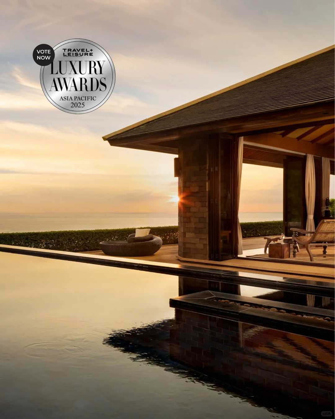 Phuket-Paresa Resort Phuket is located on the hilltop, overlooking the Andaman Sea.