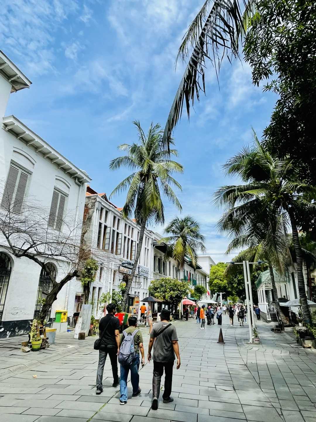 Jakarta-Tour of Jakarta, the largest city in Southeast Asia, including Kota Tua Old Town and Istiqlal Mosque.