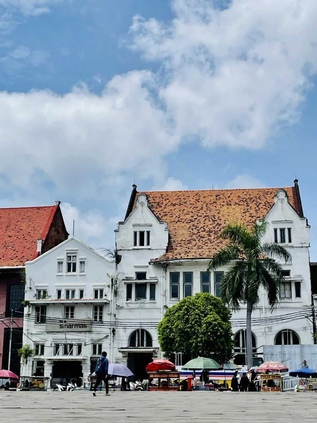 Jakarta-Tour of Jakarta, the largest city in Southeast Asia, including Kota Tua Old Town and Istiqlal Mosque.