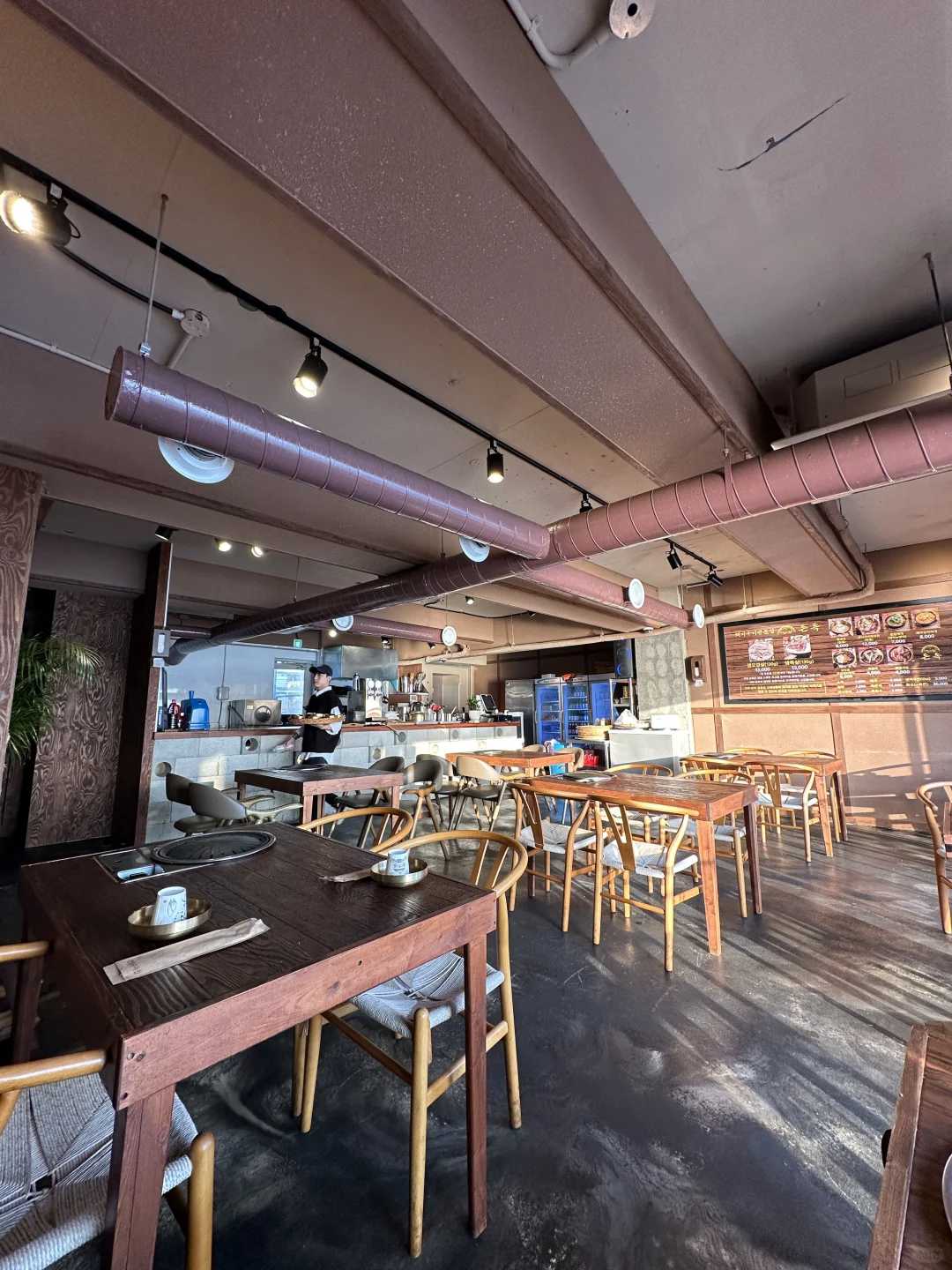 Busan/Jeju-Busan 돈독 restaurant, experience seaside barbecue + live octopus cold noodles + beautiful sunset