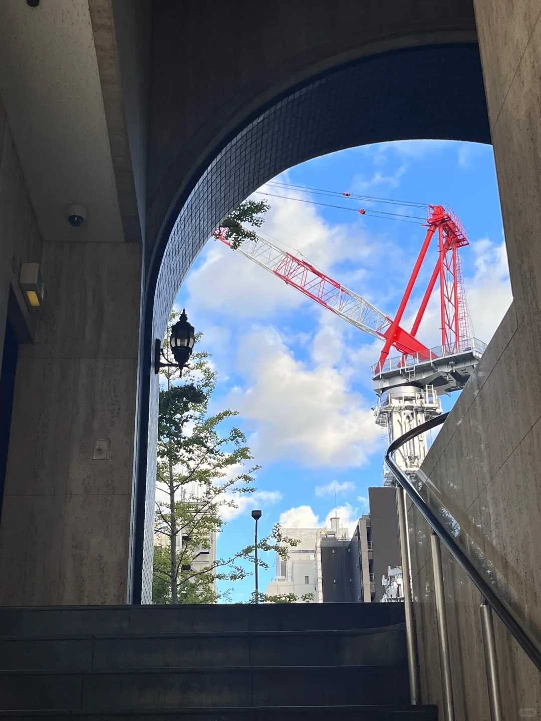 Osaka-Travel in Osaka, Japan, mobile data, currency exchange, transportation, practical APP, hotel and tax refund guide