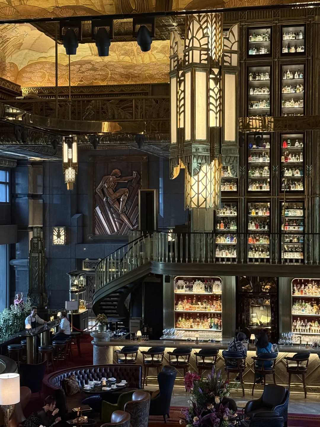 Singapore-Singapore's Asia's Top 1 Bar ATLAS, a trip through the golden age of old money style in a second