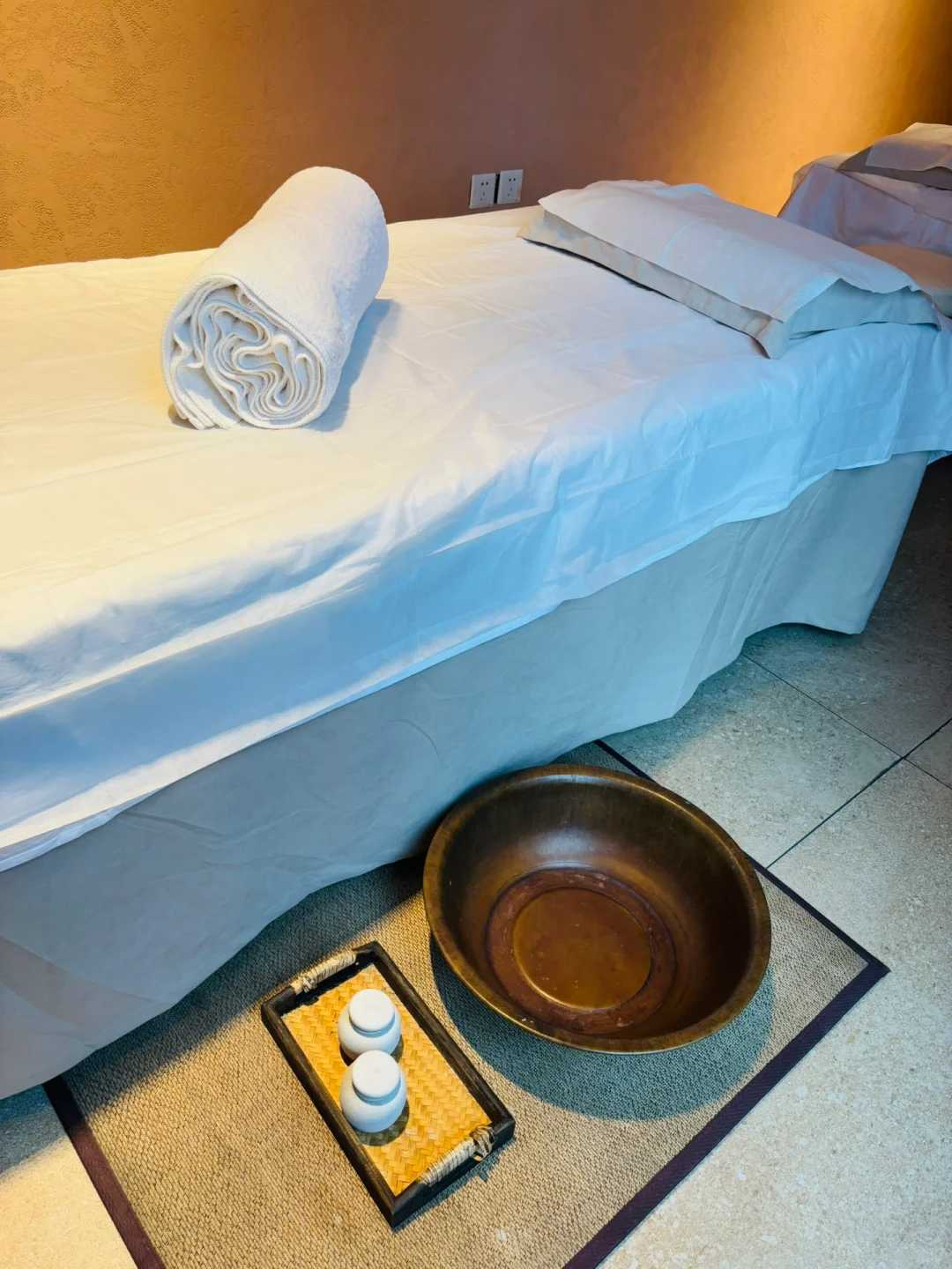Chengdu/Chongqing-Chengdu Lexiaotui spa massage, the store has a luxurious decoration style and a very comfortable environment