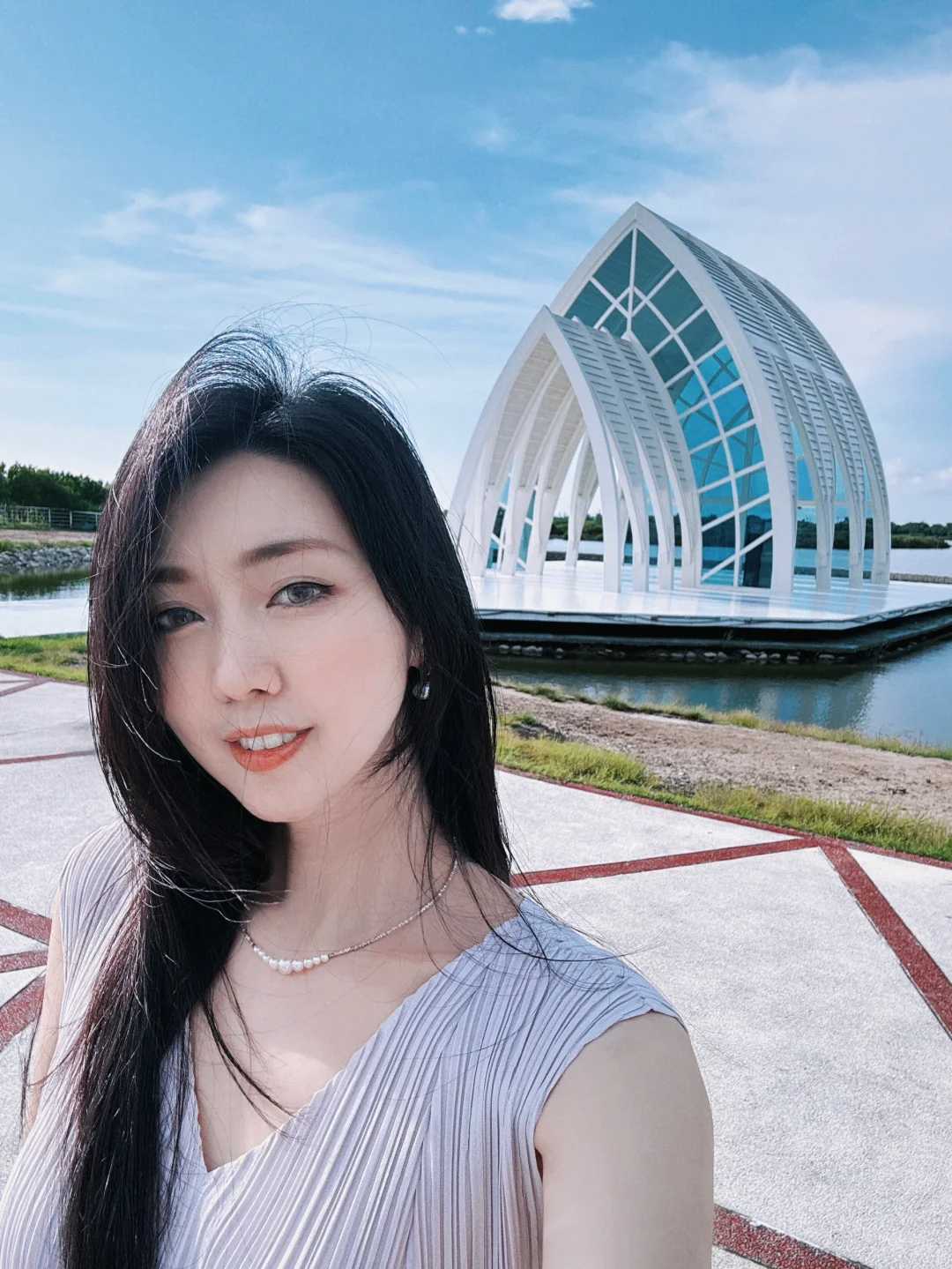 Taiwan-Taiwan travel fragments. Tainan Crystal Church, Tree of Life, Dadong Night Market, Crystal Gallery