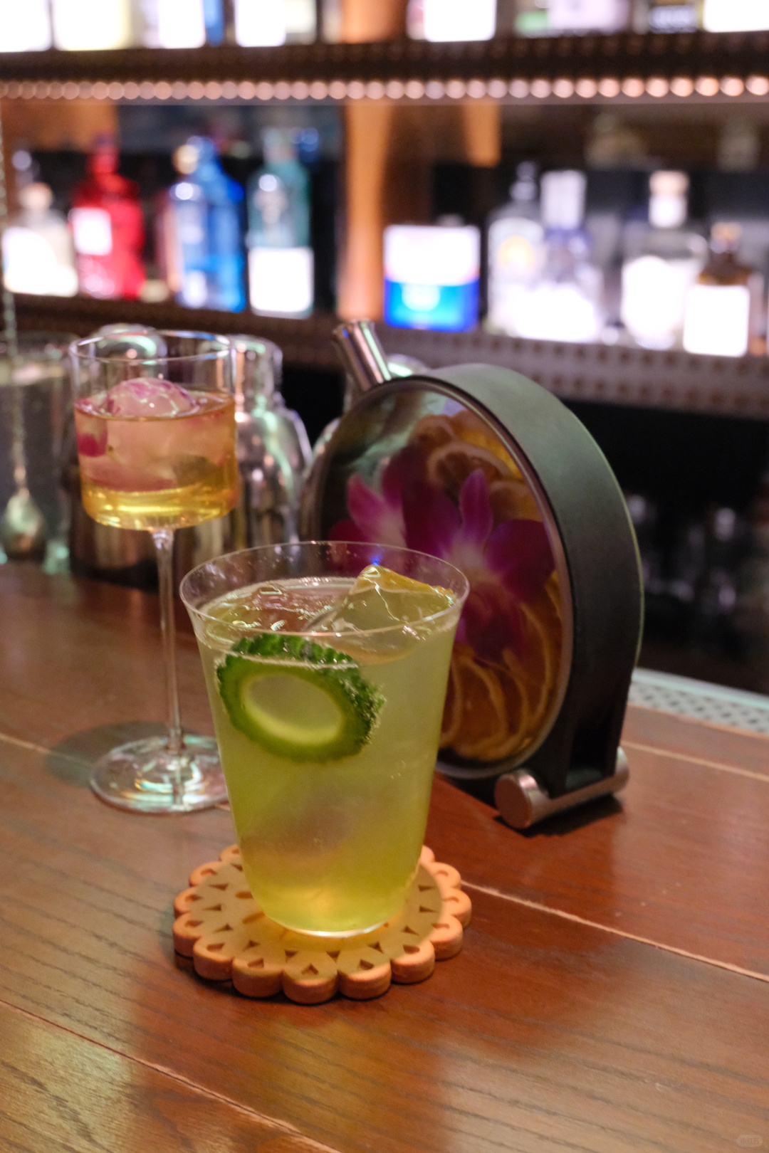 Okinawa-El lequio is a bar you can't miss when visiting Okinawa. It is near Kokusai-dori and is open until 2 a.m.
