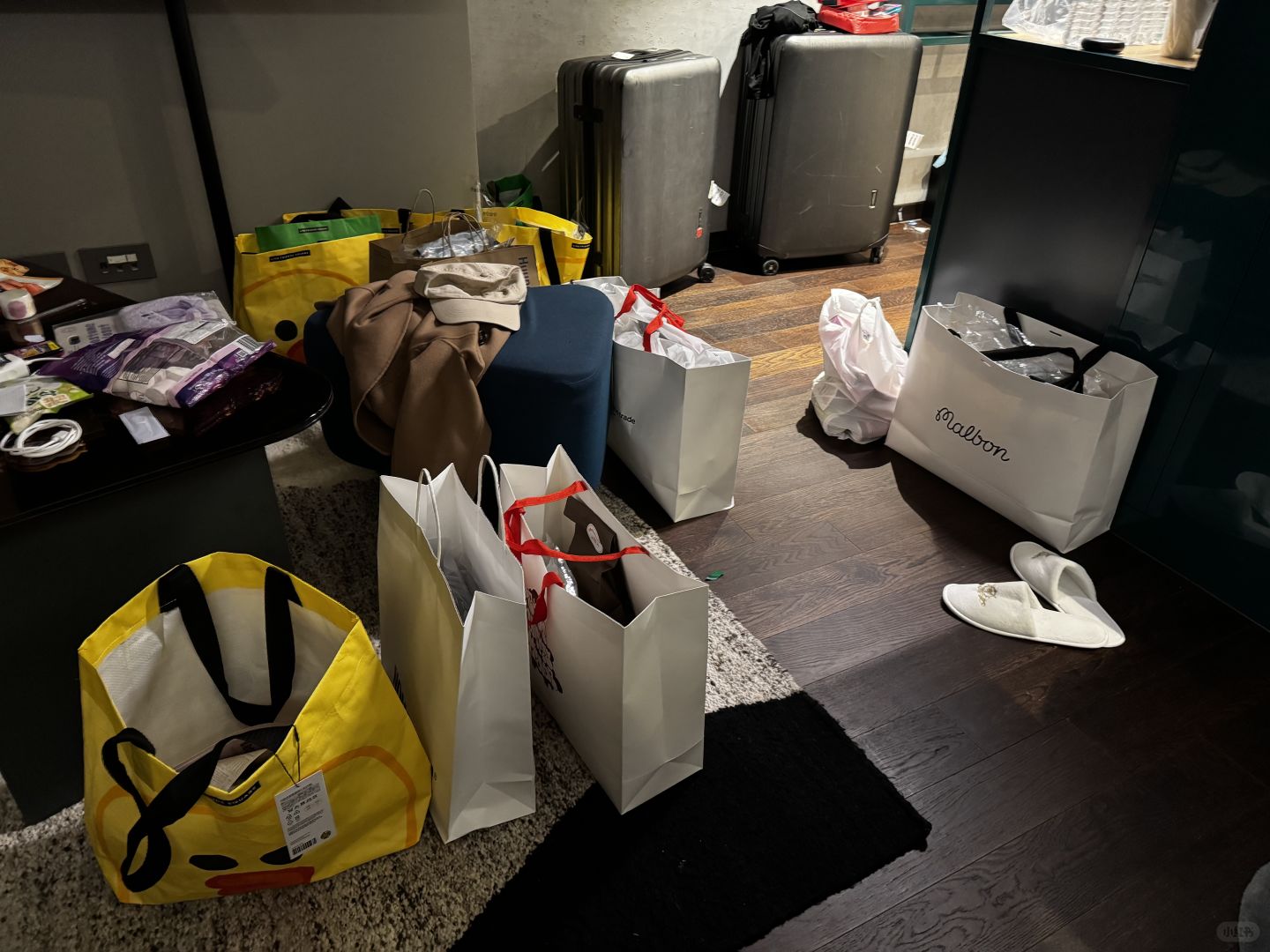 Seoul-Ryse Hotel in Hongdae, Seoul, has several good coffee shops and barbecue restaurants nearby