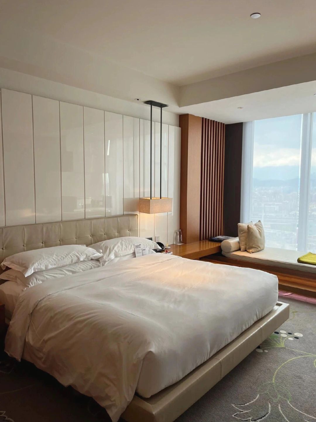 Taiwan-W Taipei Xinyi, close to Taipei 101 landmark skyscraper, Taipei Arena and Qixing Mountain