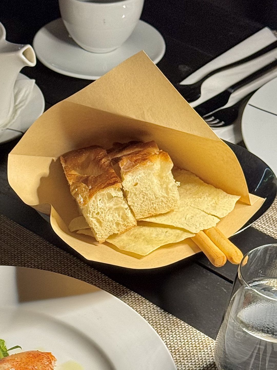 Hong kong-Paper Moon Restaurant in Tsim Sha Tsui, with floor-to-ceiling windows overlooking the Victoria Harbour