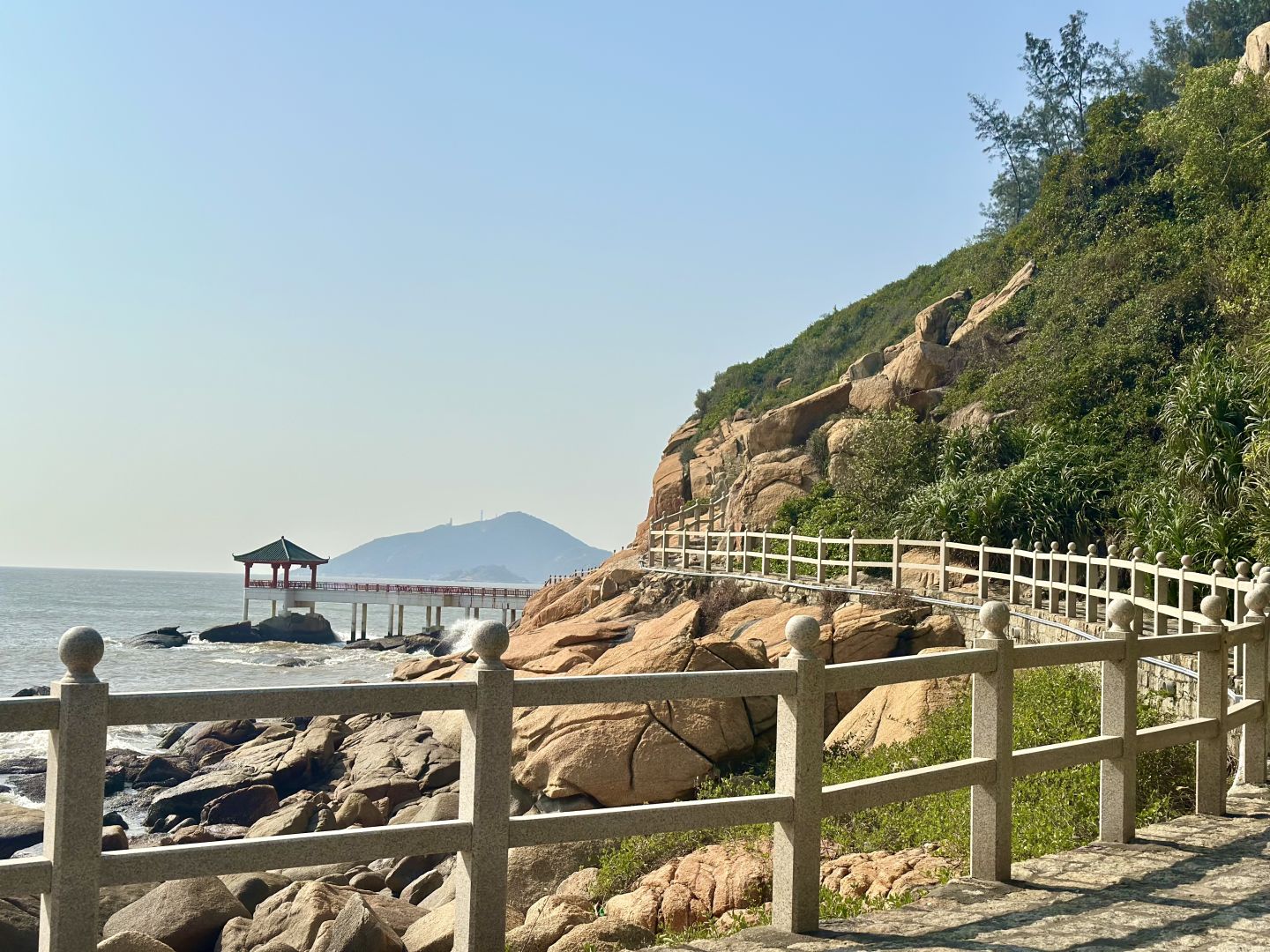 Macao-Macau Seac Pai Wan Country Park, the whole journey is about 12 kilometers and takes about 3 and a half hours