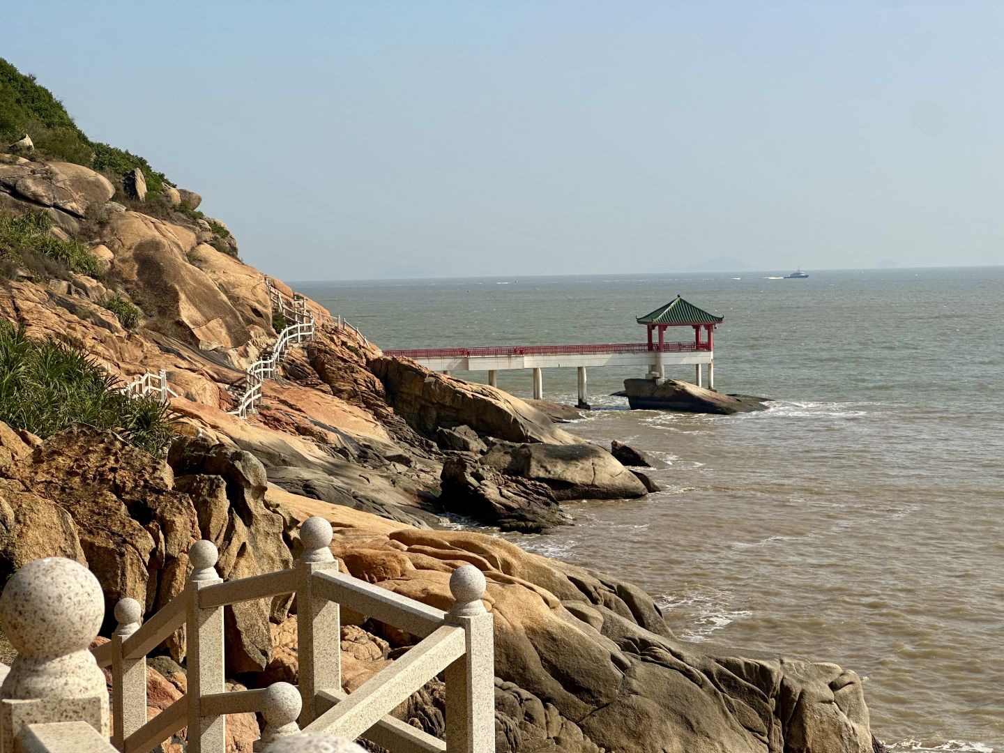 Macao-Macau Seac Pai Wan Country Park, the whole journey is about 12 kilometers and takes about 3 and a half hours