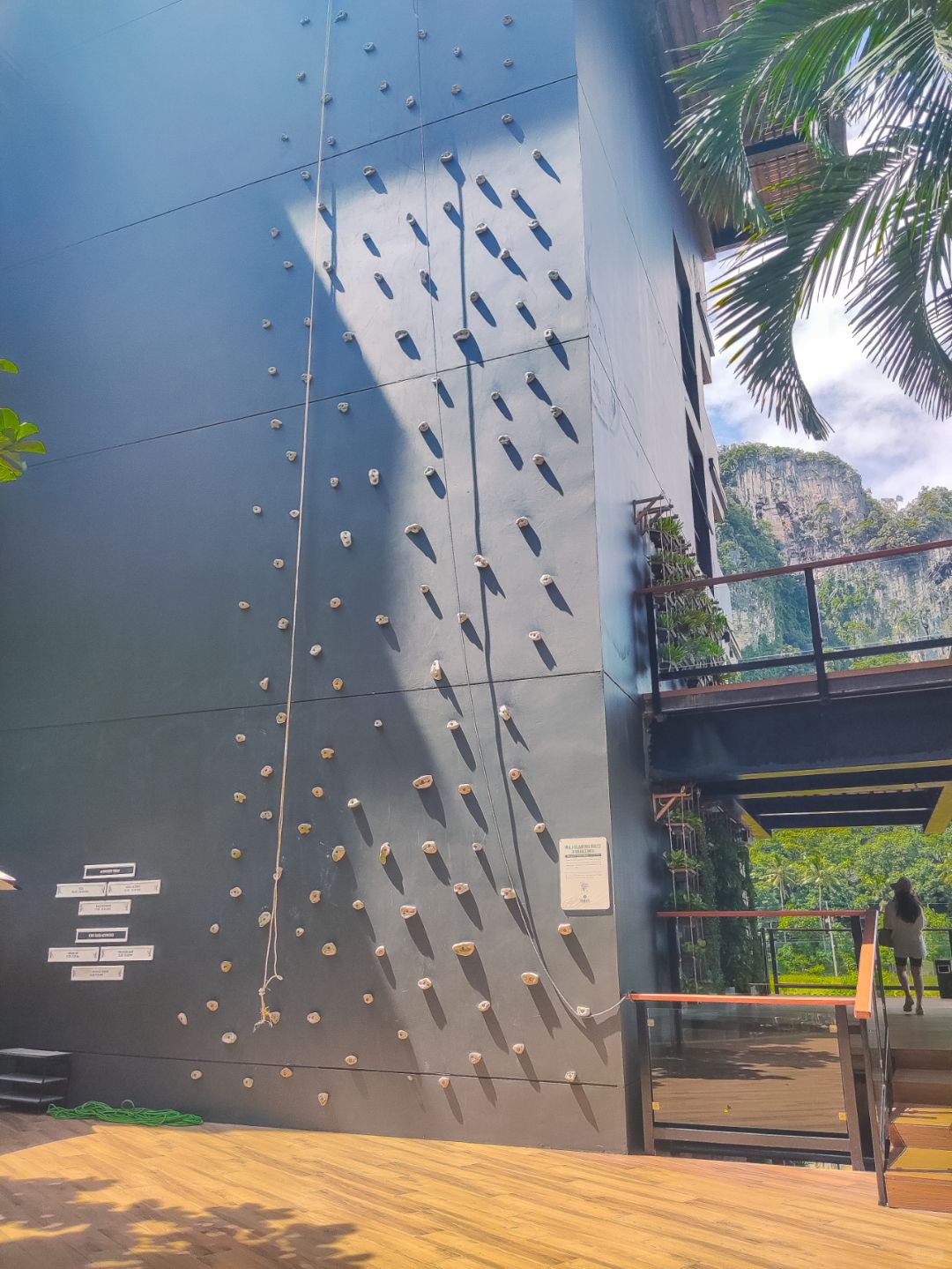Krabi-Panan Krabi Hotel, a popular luxury hotel in Krabi, has many secret spaces suitable for couples to date.